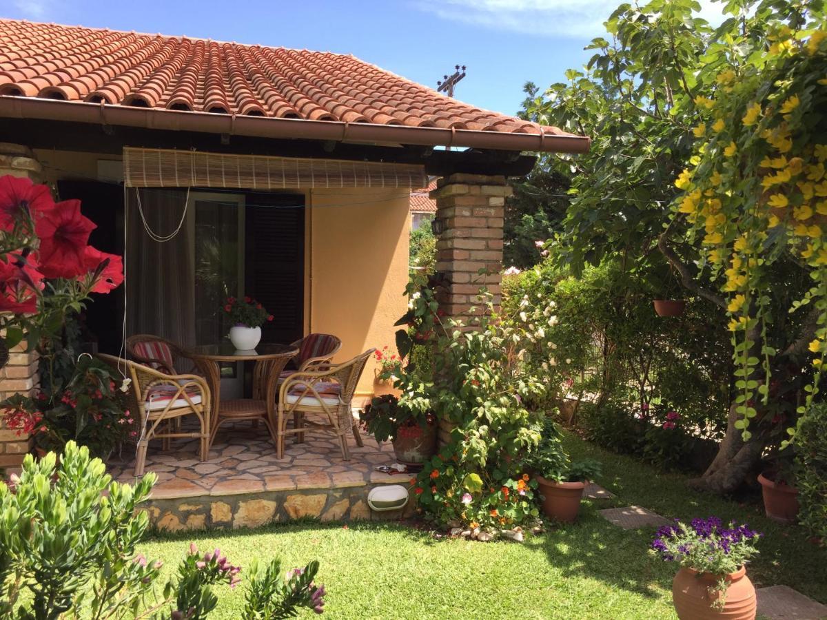 Villa Tina Country Beach Apartments Acharavi  Exterior photo